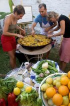 Making proper paella in the Spanish school Making proper paella in the Spanish school