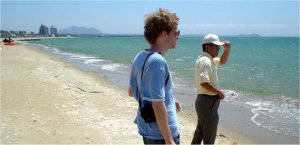 Japanese language course students at the beach Japanese language course students at the beach